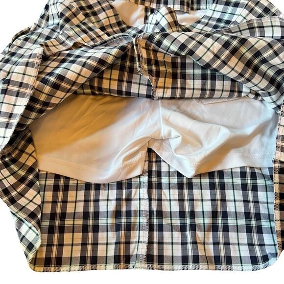 Izod Golf Navy, Green and White plaid Mini Skirt** 8 - Picture 9 of 11